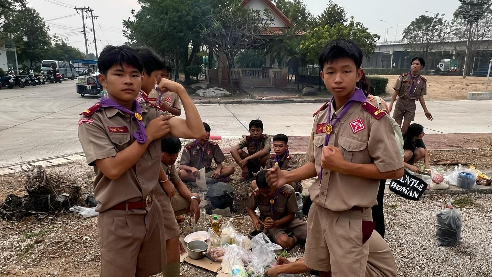 4. กิจกรรมเข้าค่ายพักแรม  ลูกเสือ-เนตรนารี