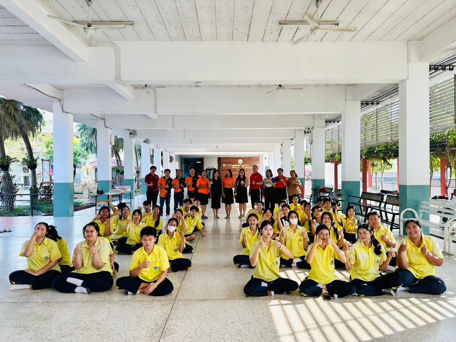 1. การถ่ายทอดองค์ความรู้ด้านการจัดการขยะ สู่นักเรียนมัธยมศึกษาจังหวัดกำแพงเพชร