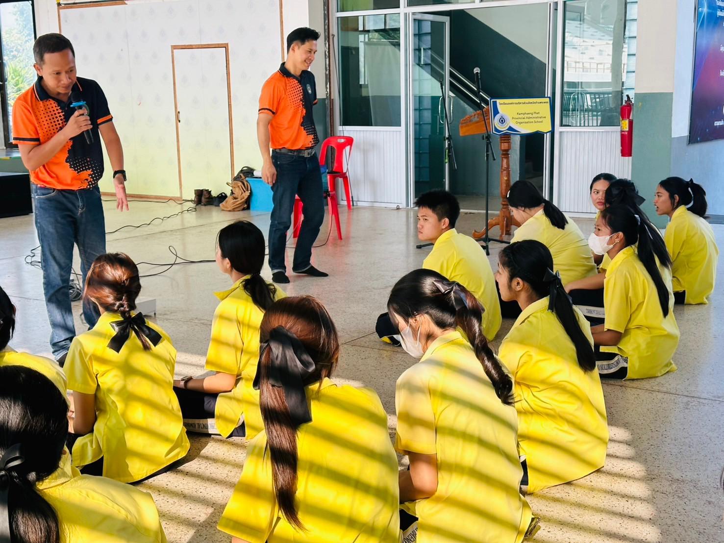 2. การถ่ายทอดองค์ความรู้ด้านการจัดการขยะ สู่นักเรียนมัธยมศึกษาจังหวัดกำแพงเพชร