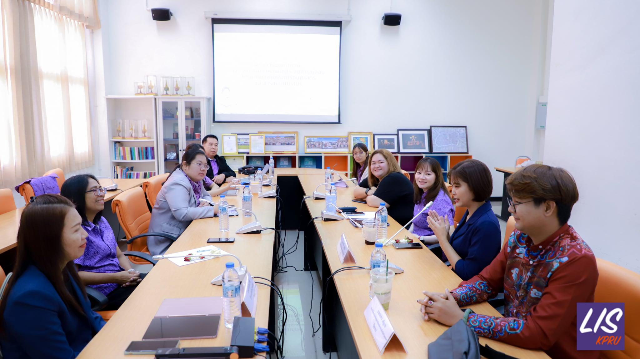 1. วิทยากรสัมมนาวิชาชีพ ด้านบรรณารักษศาสตร์และสารสนเทศศึกษา