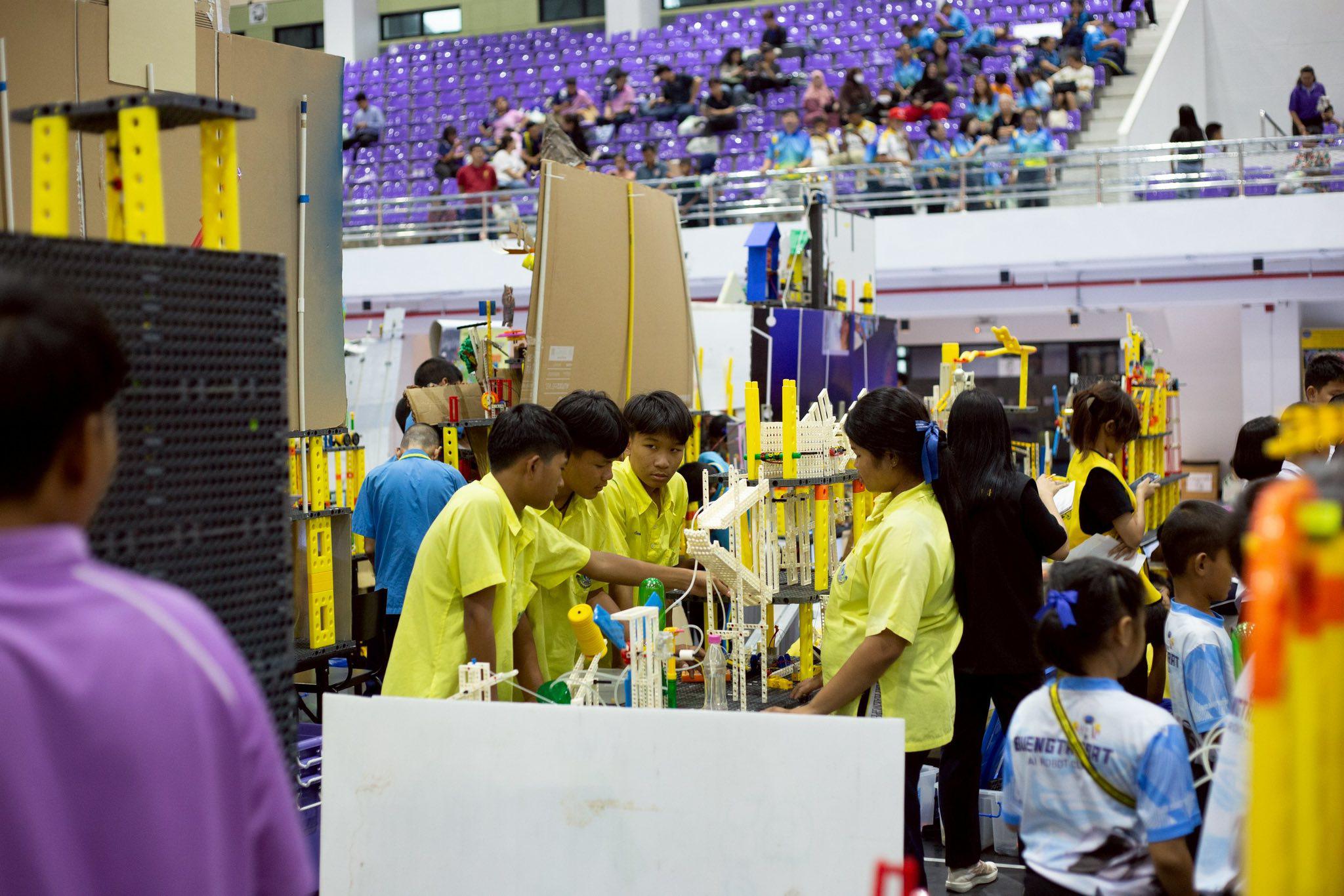 2. การออกแบบนวัตกรรม เทคโนโลยี พื้นฐานวิศวกรรม และพลังงานสะอาด Thailand Green Mech Contest 2025