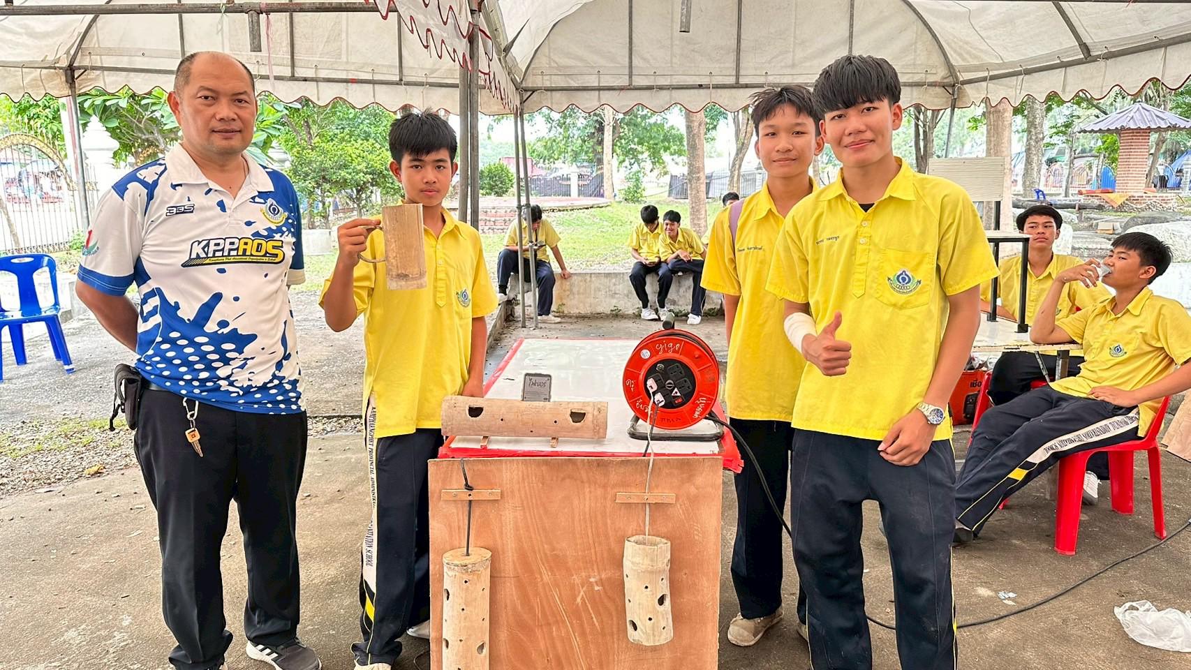3. โครงการแข่งขันทักษะวิชาการ2568 การแข่งขันประดิษฐ์สิ่งของจากวัสดุเหลือใช้ ระดับมัธยมศึกษาตอนต้น