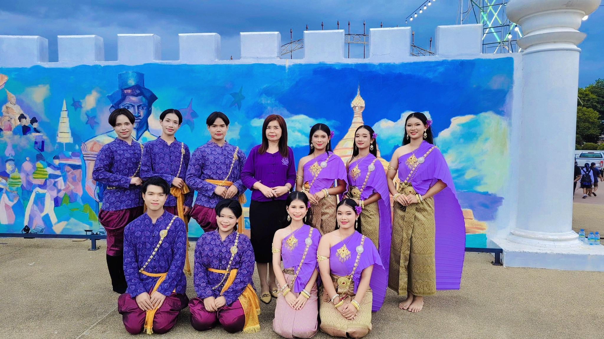 2. จัดการแสดงร่วมแถลงข่าว การแข่งขันเรือยาวประเพณี 2568