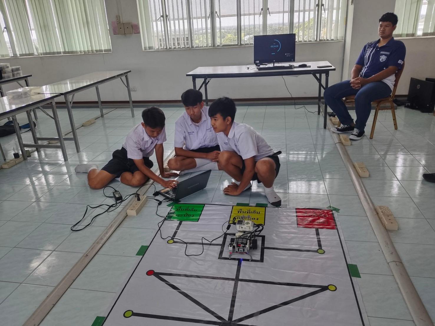 1. การประกวดแข่งขันหุ่นยนต์อัตโนมัติ นิทรรศการ วิชาการสำนักวิทยบริการและเทคโนโลยีสารสนเทศ ประจำปี 2568 มหาวิทยาลัยราชภัฏกำแพงเพชร