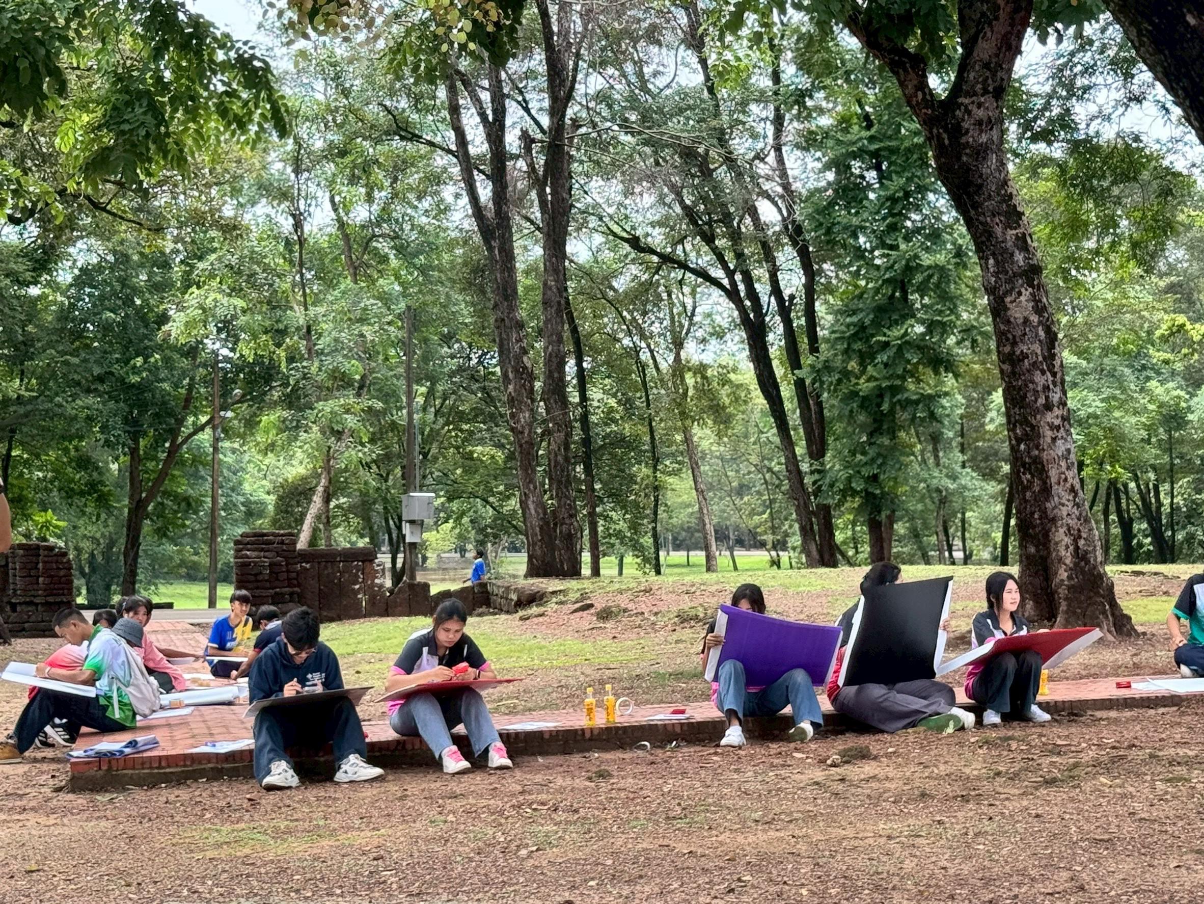 3. ศูนย์เรียนรู้ด้านการท่องเที่ยว English for Tourism