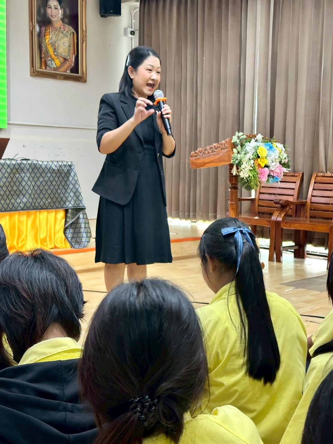 4. คณะพยาบาลศาสตร์ มรภ.กำแพงเพชร แนะแนวสู่เส้นทางพยาบาลวิชาชีพ