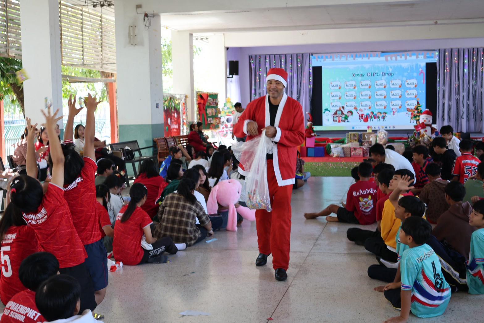 3. กิจกรรมวันคริสต์มาส