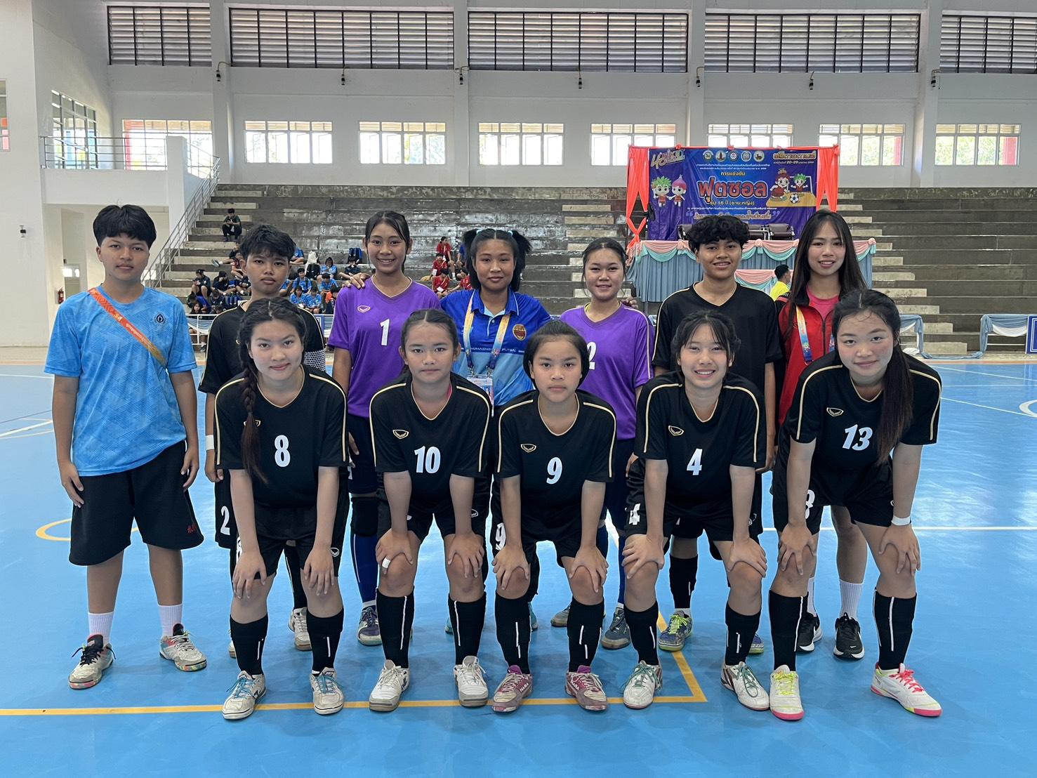 1. กีฬานักเรียนท้องถิ่น ระดับประเทศ “ศรีเกษเกมส์” กีฬาฟุตซอลหญิง