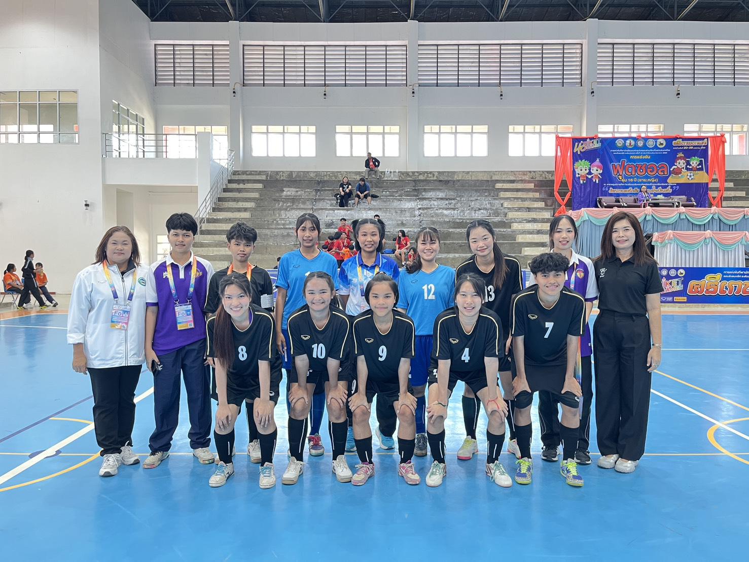 2. กีฬานักเรียนท้องถิ่น ระดับประเทศ “ศรีเกษเกมส์” กีฬาฟุตซอลหญิง