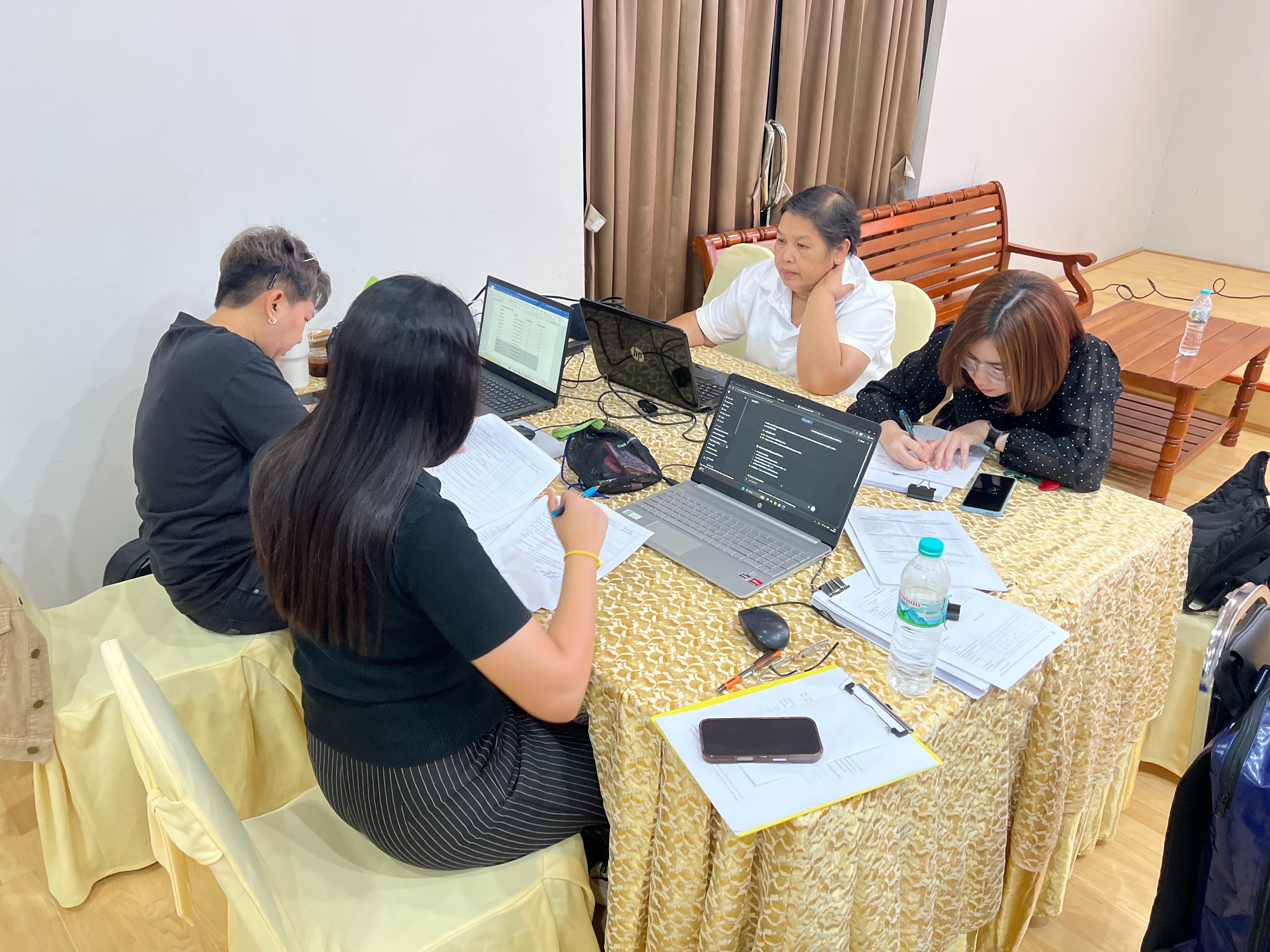 3. โครงการปรับปรุงและพัฒนาหลักสูตรสถานศึกษา