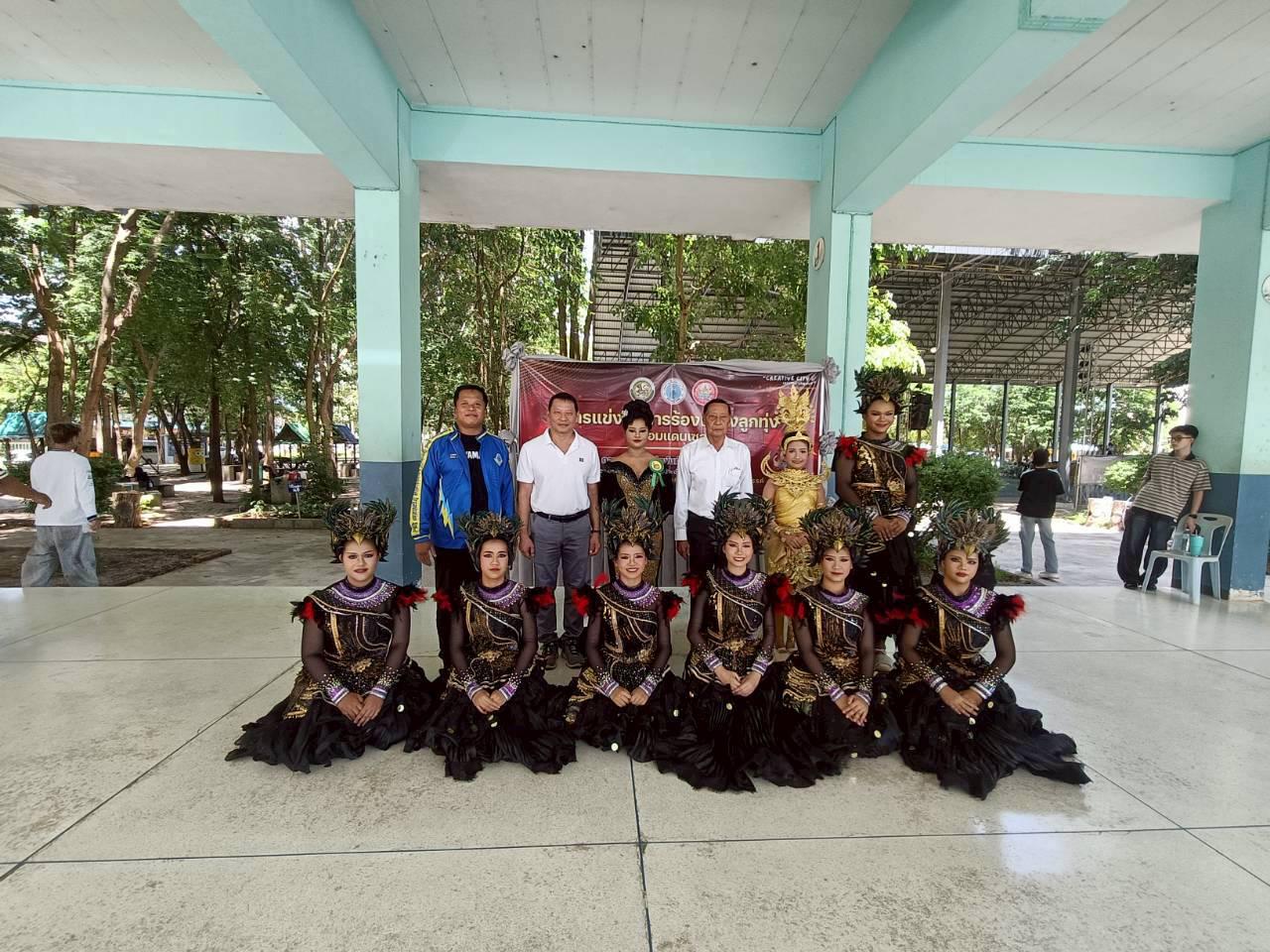 2. การประกวดแข่งขันทักษะทางวิชาการ ระดับภาคเหนือ ครั้งที่ 21 ประจำปีงบประมาณ 2569 "สวรรคโลกวิชาการ" ร้องเพลงลูกทุ่งประกอบแดนเซอร์