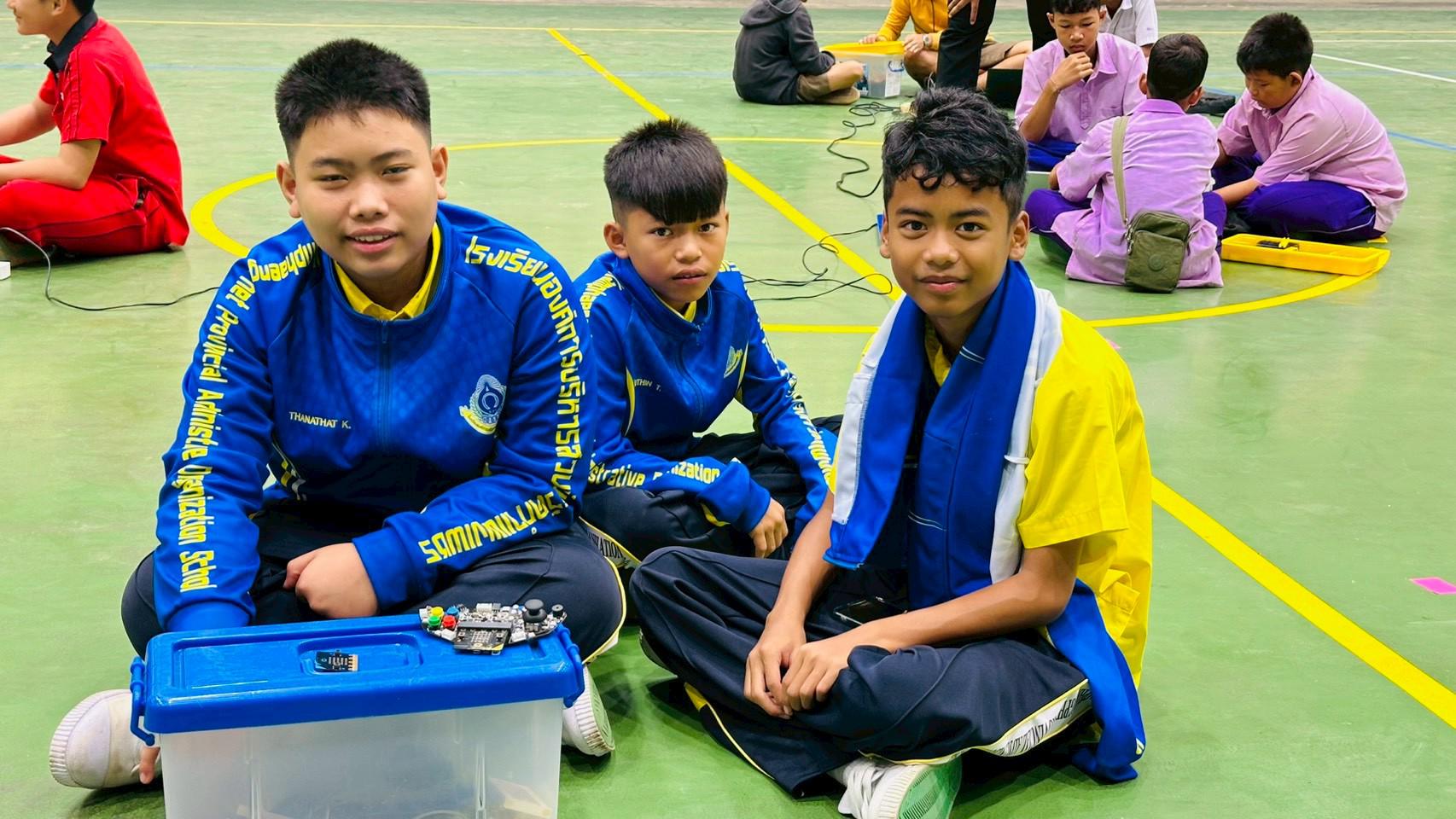 2. การประกวดแข่งขันทักษะวิชาการและวงดนตรี การแข่งขันหุ่นยนต์ ม.ต้น